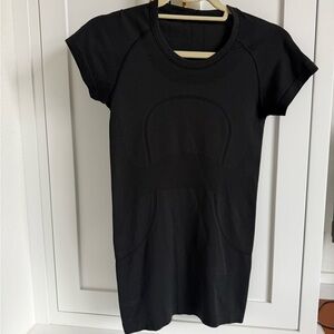 Lululemon Swiftly Tech Short Sleeve Shirt